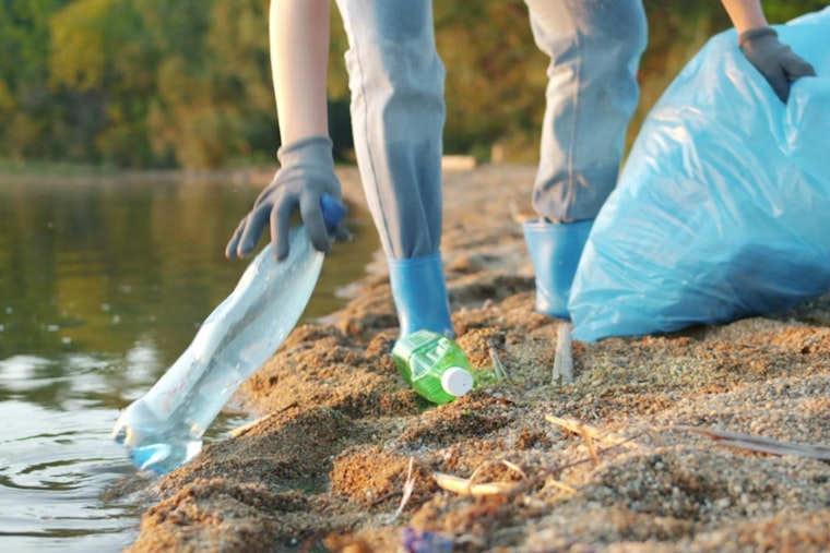 South Florida's Coastal Cleanup Draws 3,000 Volunteers: A Global Effort Against Ocean Pollution
