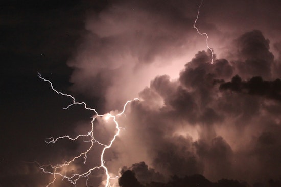 St. Louis Braces for Showers and Thunderstorms as NWS Issues Weather Alerts