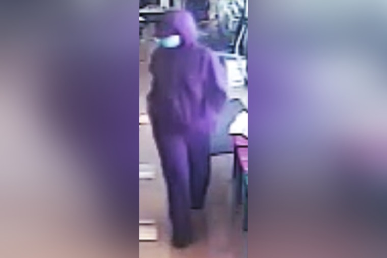 St. Louis Police Seek Suspect after Woman Injured in Knife-Point Robbery in Dutchtown