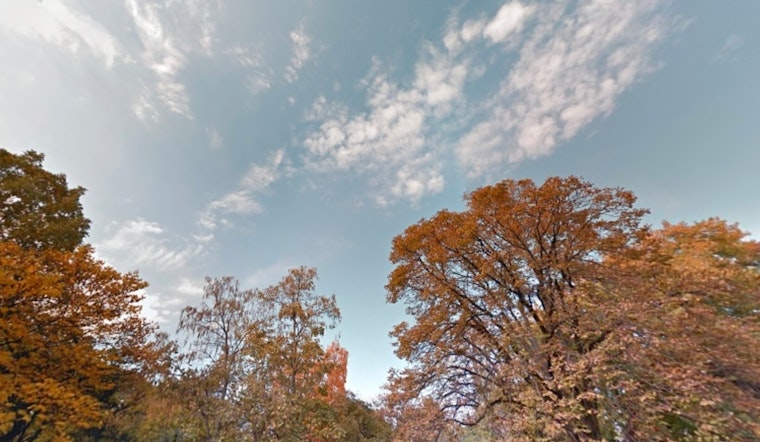 St. Louis Welcomes Autumn Chill as NWS Reports Comfortable 63°F with Partly Cloudy Skies