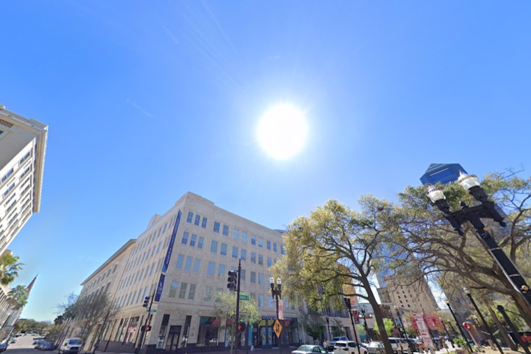 Sunny Days and Light Showers in Store for Jacksonville as NWS Provides Week-Long Weather Outlook