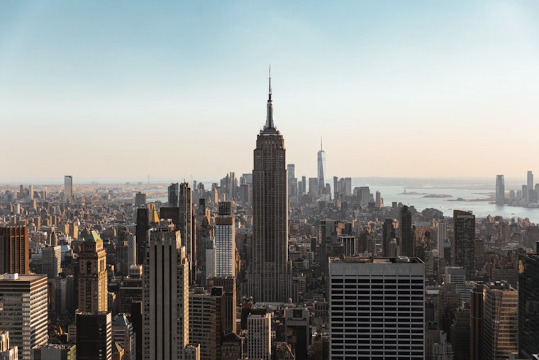 Sunny Skies to Greet New York City with Weekend Showers on the Horizon