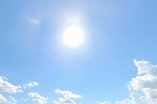 Tampa Braces for Heat Wave with Mid-90s Highs and Routine Thunderstorms, NWS Reports
