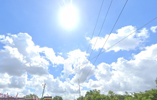 Tampa Braces for Showers and Thunderstorms with High Humidity, Advises National Weather Service