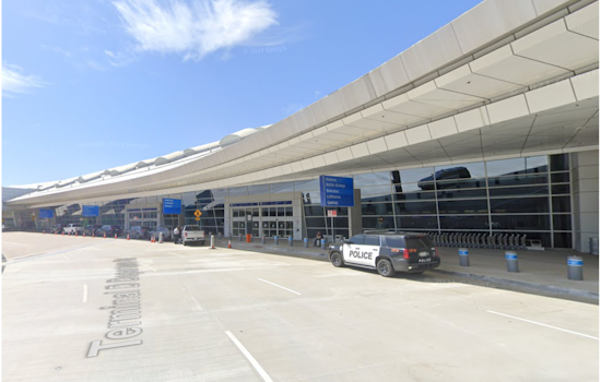 Telecom Outage Disrupts Flights at Dallas-Fort Worth and Love Field, Over 400 Cancellations Reported