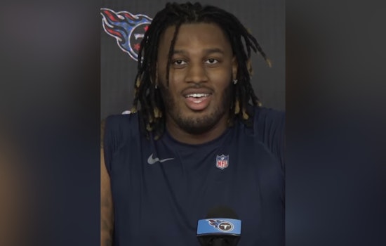 Tennessee Titans' JC Latham Out Against Los Angeles Rams Due to Hip Injury