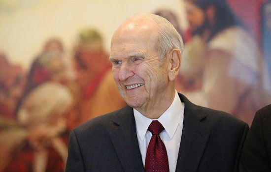The Tabernacle Choir at Temple Square Honors President Russell M. Nelson in Moving Sunday Performance
