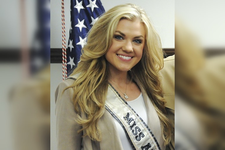 Thousands Gather in Glendale to Honor Turning Point USA Founder Charlie Kirk as Erika Kirk Becomes New CEO