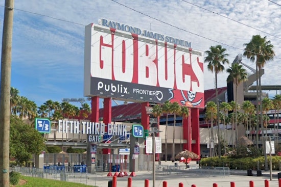 Tickets for First-Ever Outdoor NHL Game in Florida Between Tampa Bay Lightning and Boston Bruins to Go on Sale