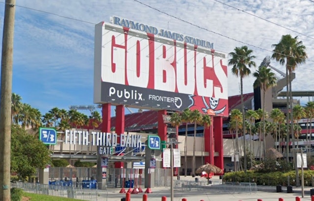 Tickets for First-Ever Outdoor NHL Game in Florida Between Tampa Bay Lightning and Boston Bruins to Go on Sale