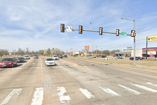 Traffic Advisory, Lane Closures at Riverside Parkway and East 71st Street in Tulsa Starting Tuesday