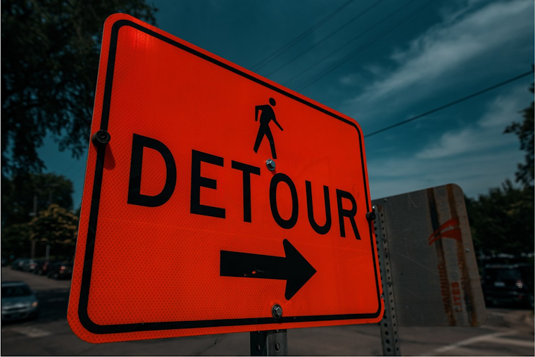 Traffic Flow Resumes on I-696 in Oakland County Following Swift