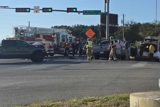 Travis County ESD No. 1 Responds to 4-Vehicle Crash in Lago Vista, Six Treated On-Site