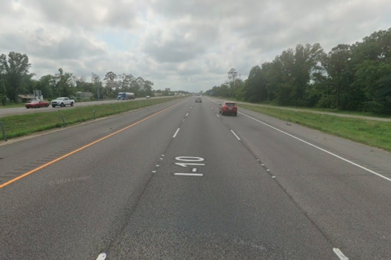 Two Perish in Fiery Interstate-10 Collision in Calcasieu Parish, LA