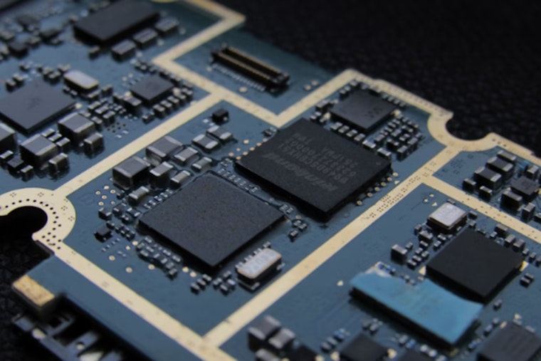 Uncle Sam Buys In, Trump Administration Snags 10% of Intel Amidst Free Market Furor in Arizona