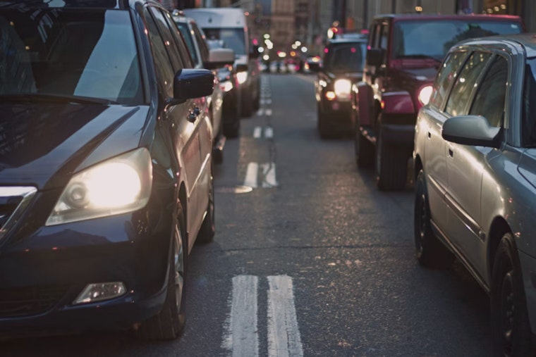 Unprecedented Traffic Jam at Nashville Airport Prompts Review After NFL Fans, Conventions, and Rideshares Overwhelm BNA