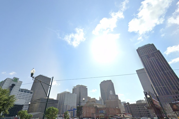 Warm and Sunny Week Ahead in New Orleans with Chances of Afternoon Showers and Thunderstorms