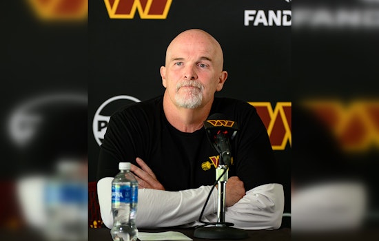 Washington Commanders' Coach Dan Quinn Inadvertently Collides with QB Mariota, Rallies Team Despite Injury