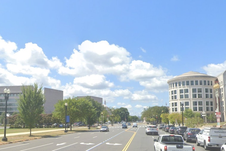 Washington D.C. Basks in Sunny 82° Today, Weekend Showers and Thunderstorms on the Horizon