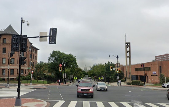 Washington D.C. Braces for Morning Showers, Looks Ahead to Sunny Week with Mild Temperatures