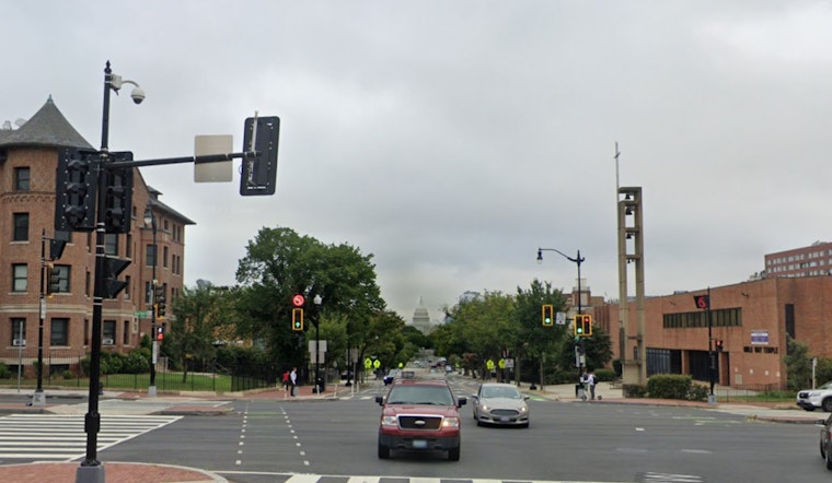 Washington D.C. Braces for Morning Showers, Looks Ahead to Sunny Week with Mild Temperatures