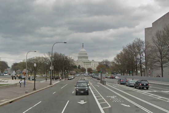 Washington D.C. Braces for Showers and Fog Before Weekend Sunshine, Highs to Reach Upper 80s