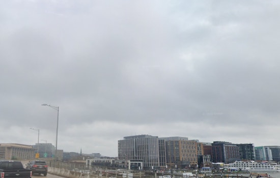 Washington D.C. Welcomes Warm Temperatures, Chance of Showers Increases Midweek