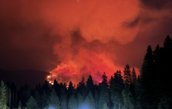 Washington State Calls for More Firefighters as Lower Sugarloaf Fire Surges to Over 6,300 Acres
