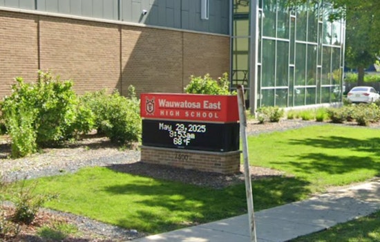 Wauwatosa East and West High School Students Stage Walkouts for Gun Control and Against Cell Phone Ban
