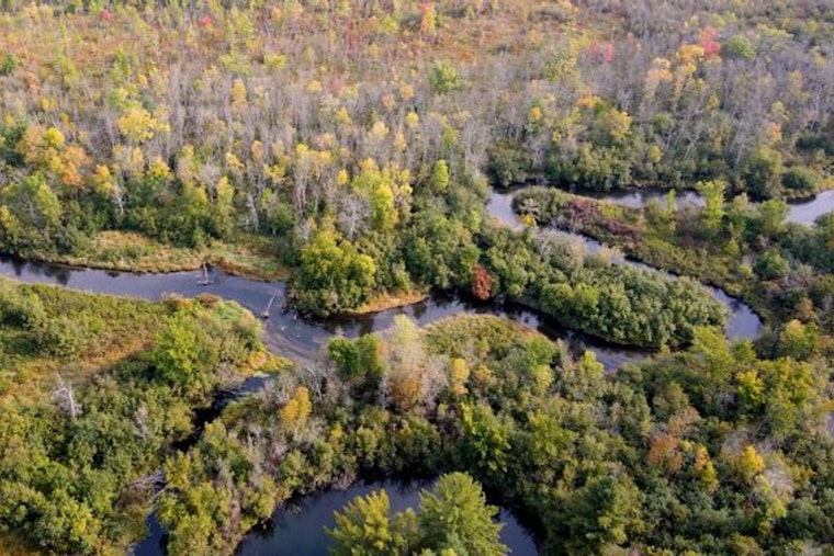Wisconsin Celebrates National Public Lands Day: DNR Highlights Volunteer Opportunities for Conservation Efforts