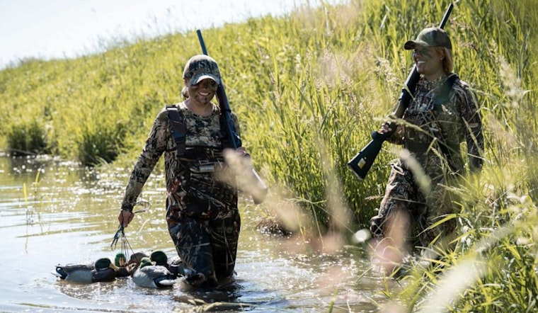Wisconsin Waterfowl Season Opens, Hunters Gear Up with DNR Guidelines and Health Advisories