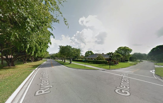81-Year-Old Woman Dies After Being Struck by Garbage Truck in Palm Beach Gardens