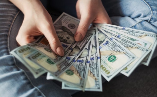 Advocate Health Sets Systemwide Starting Wage To $18.85