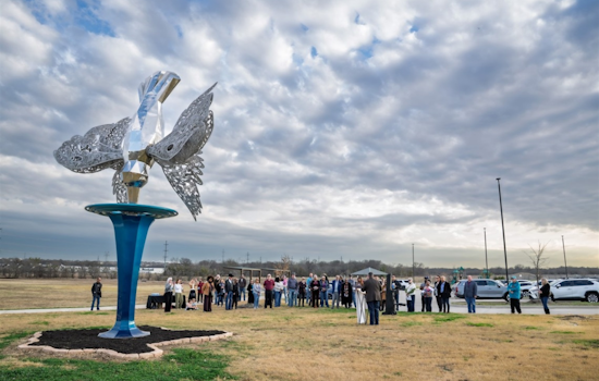 Alliance Park in Fort Worth Unveils Community-Crafted 'Sipping From the Wetland' Sculpture