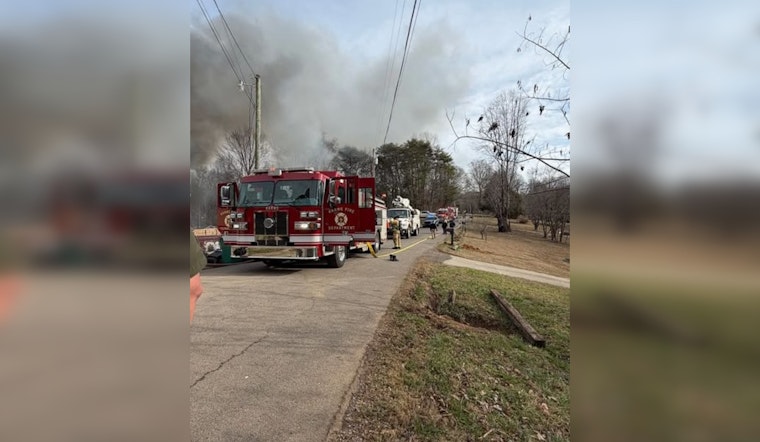 Anderson County Sheriff's Office Alerts Residents to Avoid Blacksferry Road Due to Active Structure Fire