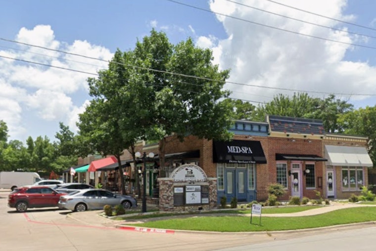 Arlington Grilled Cheese Joint Hides Secret Book Nook Behind Fake Shelf