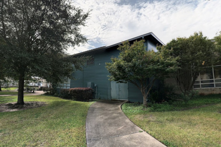 Armed Robbery Near University of Houston Accessibility Center