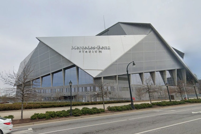 Atlanta Set to Host Semifinal Clash as Indiana Takes on Oregon in Historic Peach Bowl Showdown