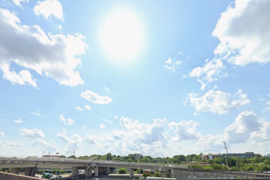 Atlanta's New Year Weather Forecast, Sunny Start Followed by Showers and Possible Thunderstorms