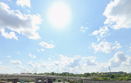 Atlanta's New Year Weather Forecast, Sunny Start Followed by Showers and Possible Thunderstorms