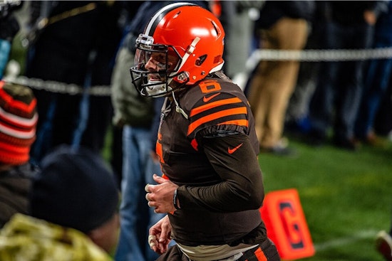 Baker Mayfield Stirs NFL Rivalry with Pointed Criticism Towards Former Coach Stefanski Ahead of NFC South Showdowns