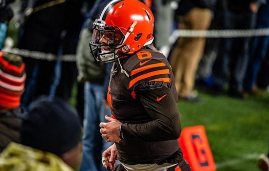 Baker Mayfield Stirs NFL Rivalry with Pointed Criticism Towards Former Coach Stefanski Ahead of NFC South Showdowns