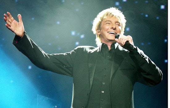 Barry Manilow to Bid Farewell in "The Last Cincinnati Concert" as Part of His Final Tour