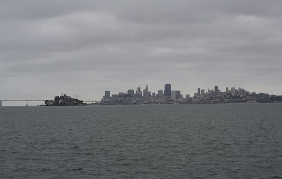 Bay Area Alert: High Surf Advisory Issued in San Francisco with Waves up to 22 Feet Expected