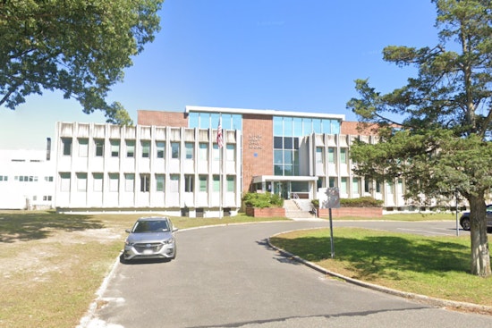 Bay Shore Man Charged with Kidnapping Queens Child
