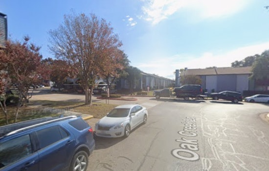 Bedford Blaze Rips Through Oak Creek Apartments, Triggers Roof Collapse