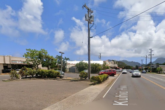 Bicyclist Injured After Collision with Truck on Kūhiō Highway in Līhu‘e