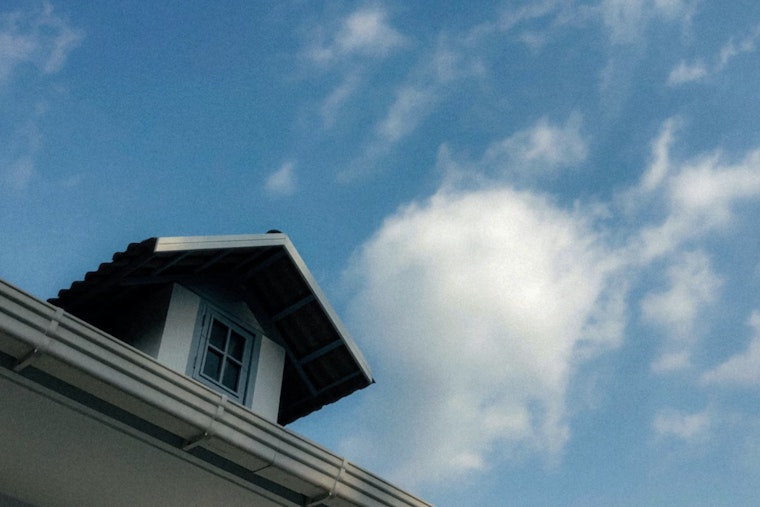 Bidding War Erupts Over $18.5 Million Arcadia Exeter Estate