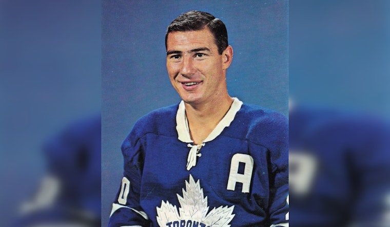 Blackhawks Legend Bob Pulford Dies at 89, Chicago Hockey World Reels