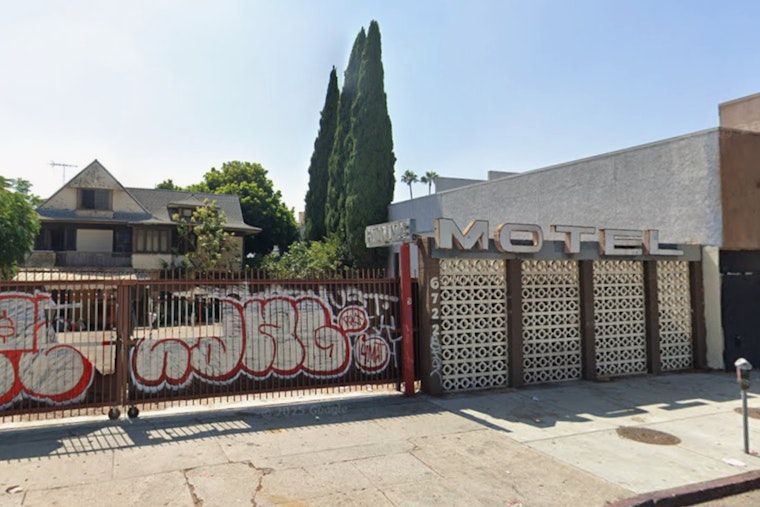 Blaze Engulfs Historic Hollywood Center Motel on Sunset Boulevard, One Injured